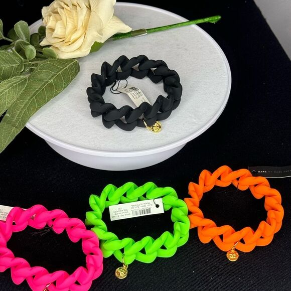 Marc By Marc Jacobs Toucan Green Gold Turnlock Rubber Chubby Link Stretch Brace - Picture 4 of 5